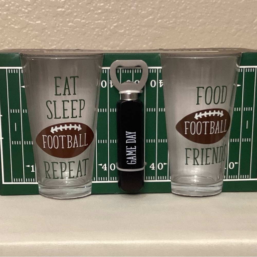 2 Football Pint Glasses & Bottle Opener Gift Set
